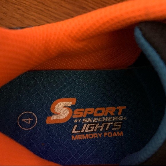 Blue and Orange Sneakers with Sporty Design - Picture 4 of 10